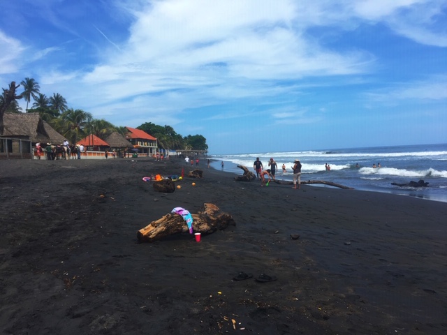 black sand beach of el tunco